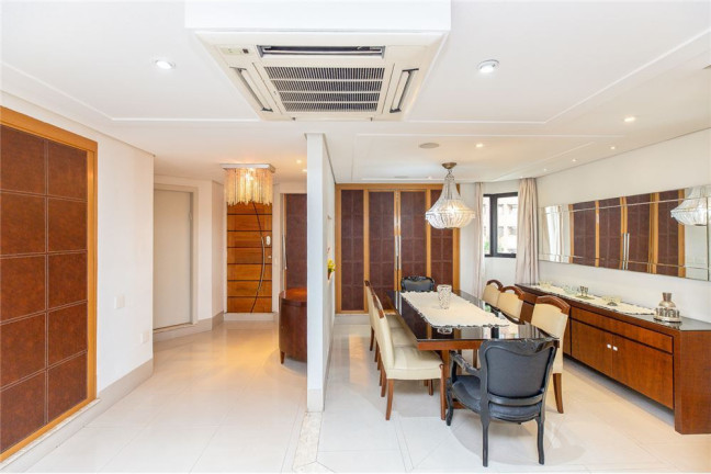 Imagem Apartamento com 4 Quartos à Venda, 202 m² em Moema - São Paulo
