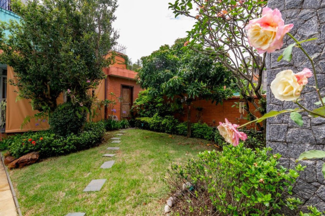 Imagem Casa com 4 Quartos à Venda, 624 m² em Butantã - São Paulo Imagem Casa com 4 Quartos à Venda, 624 m² em Butantã - São Paulo