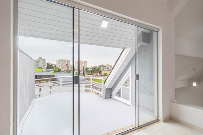 Imagem Casa com 4 Quartos à Venda, 378 m² em Centro - Canoas Imagem Casa com 4 Quartos à Venda, 378 m² em Centro - Canoas
