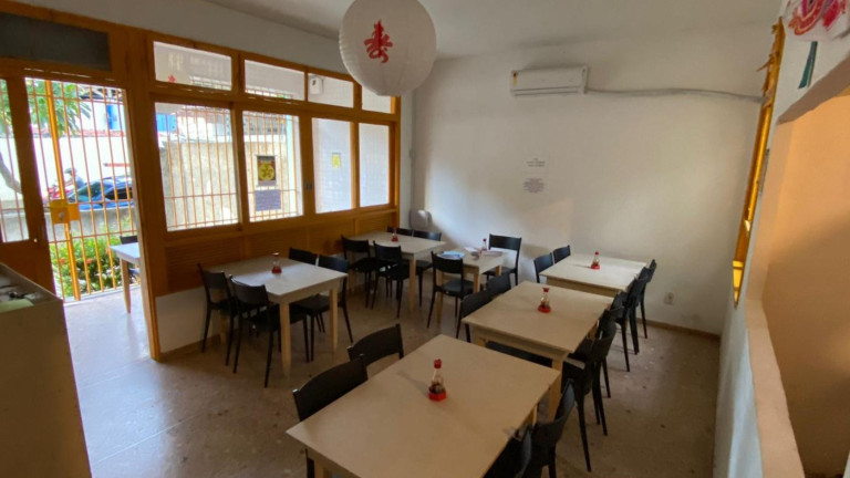Imagem Casa com 5 Quartos para Alugar, 300 m² em Casa Forte - Recife Imagem Casa com 5 Quartos para Alugar, 300 m² em Casa Forte - Recife