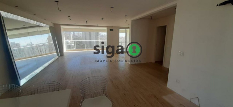 Imagem Apartamento com 4 Quartos à Venda, 213 m² em Panamby - São Paulo