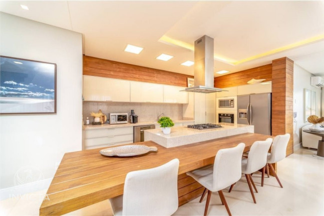 Imagem Cobertura com 6 Quartos à Venda, 740 m² em Barra Sul - Balneário Camboriú Imagem Cobertura com 6 Quartos à Venda, 740 m² em Barra Sul - Balneário Camboriú