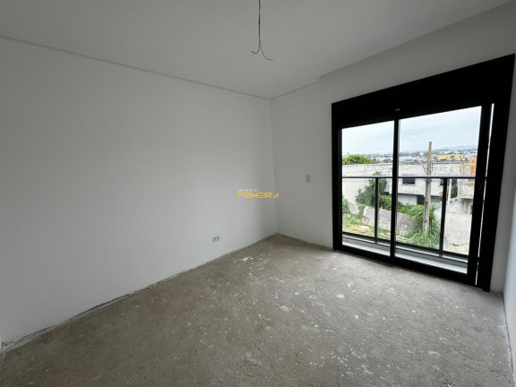 Imagem Sobrado com 3 Quartos à Venda, 274 m² em Atuba - Curitiba