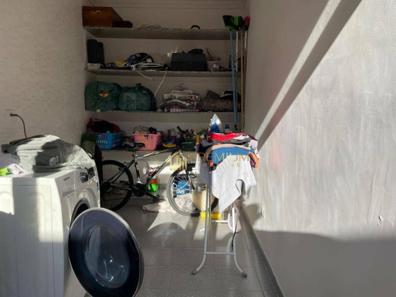 Imagem Sobrado com 3 Quartos à Venda, 220 m² em Urbanova - São José Dos Campos