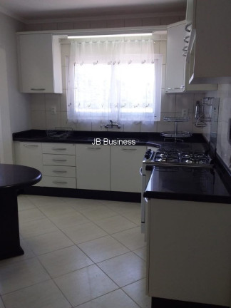 Imagem Imóvel com 3 Quartos à Venda, 228 m² em Centro - Balneário Camboriú Imagem Imóvel com 3 Quartos à Venda, 228 m² em Centro - Balneário Camboriú