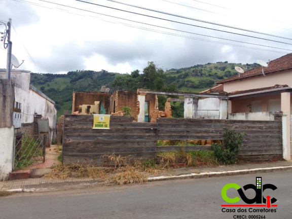 Imagem Terreno à Venda, 586 m² em Centro - Caldas Imagem Terreno à Venda, 586 m² em Centro - Caldas