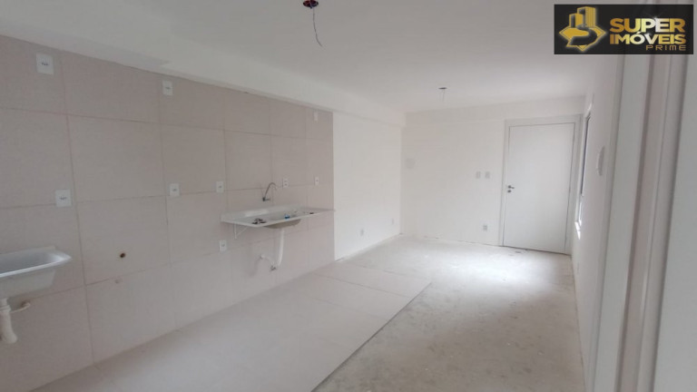 Imagem Apartamento com 2 Quartos à Venda, 44 m² em Três Vendas - Pelotas