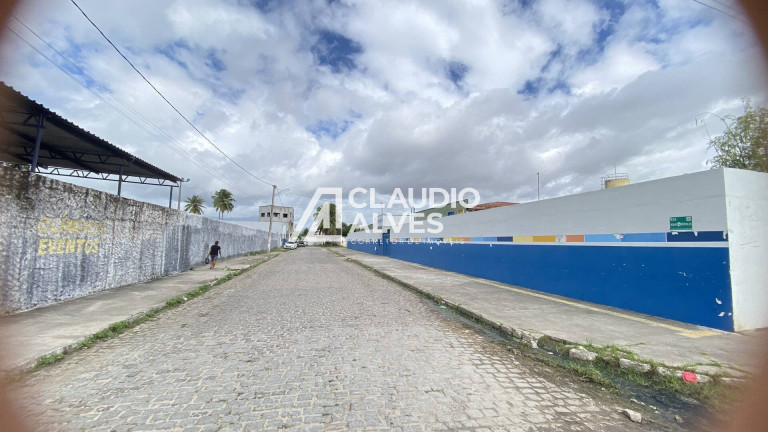 Imagem Terreno à Venda, 366 m² em Papagaio - Feira De Santana Imagem Terreno à Venda, 366 m² em Papagaio - Feira De Santana