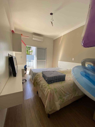 Imagem Casa com 4 Quartos à Venda, 256 m² em Aruã - Mogi Das Cruzes Imagem Casa com 4 Quartos à Venda, 256 m² em Aruã - Mogi Das Cruzes