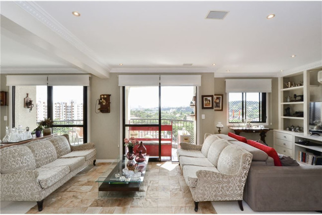Imagem Apartamento com 3 Quartos à Venda, 147 m² em Caxingui - São Paulo