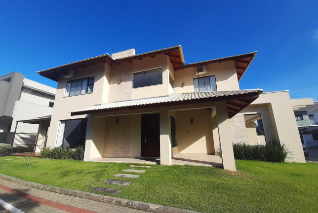 Imagem Sobrado com 3 Quartos à Venda, 284 m² em Centro - Balneário Piçarras Imagem Sobrado com 3 Quartos à Venda, 284 m² em Centro - Balneário Piçarras