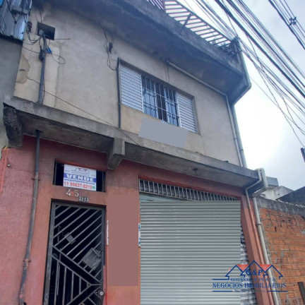 Casa com 6 Quartos à Venda,  em Parque Jandaia - Carapicuíba