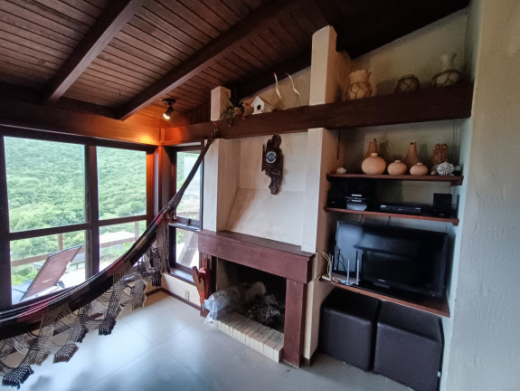 Imagem Imóvel com 3 Quartos à Venda, 250 m² em Praia Da Silveira - Garopaba Imagem Imóvel com 3 Quartos à Venda, 250 m² em Praia Da Silveira - Garopaba