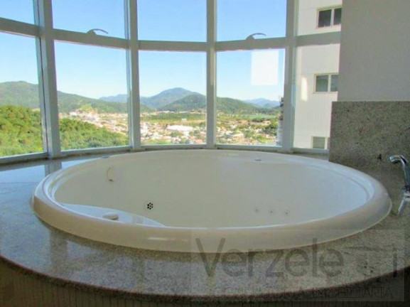 Imagem Apartamento com 4 Quartos à Venda, 237 m² em Centro - Balneário Camboriú Imagem Apartamento com 4 Quartos à Venda, 237 m² em Centro - Balneário Camboriú