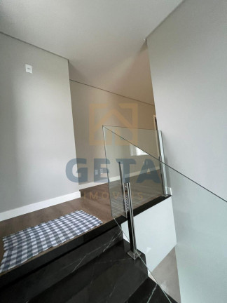 Imagem Sobrado com 4 Quartos à Venda, 270 m² em Santa Regina - Camboriú Imagem Sobrado com 4 Quartos à Venda, 270 m² em Santa Regina - Camboriú
