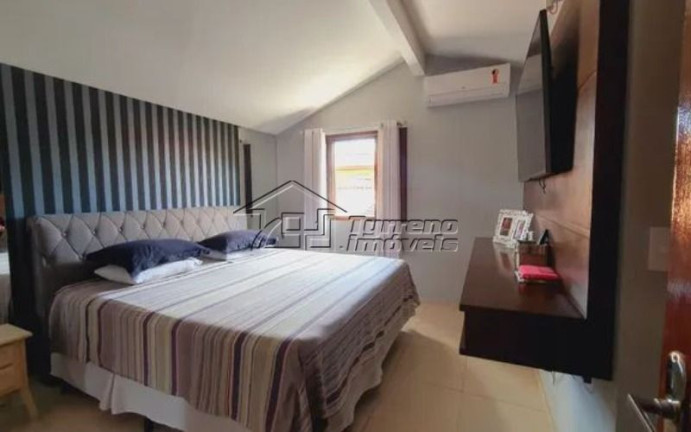 Imagem Casa com 3 Quartos à Venda, 220 m² em Bosque Dos Eucaliptos - São José Dos Campos Imagem Casa com 3 Quartos à Venda, 220 m² em Bosque Dos Eucaliptos - São José Dos Campos