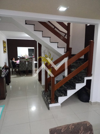 Imagem Sobrado com 3 Quartos à Venda, 125 m² em Jardim Santa Clara - Guarulhos Imagem Sobrado com 3 Quartos à Venda, 125 m² em Jardim Santa Clara - Guarulhos