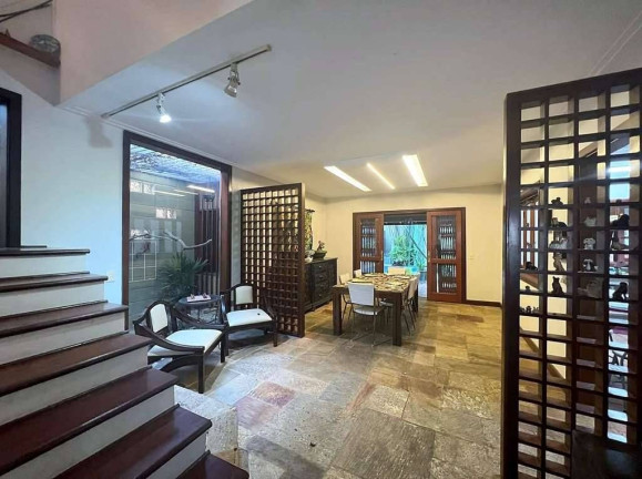 Imagem Casa com 3 Quartos à Venda ou Locação, 300 m² em Jardim Semiramis - Cotia