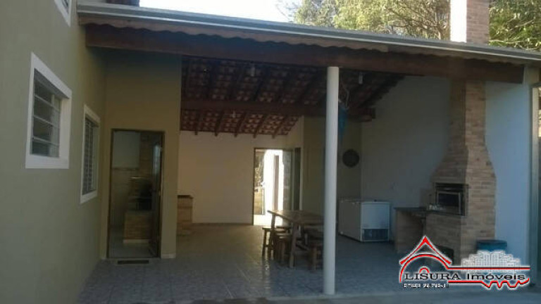 Imagem Chácara com 3 Quartos à Venda, 250 m² em Jardim Colônia - Jacareí
