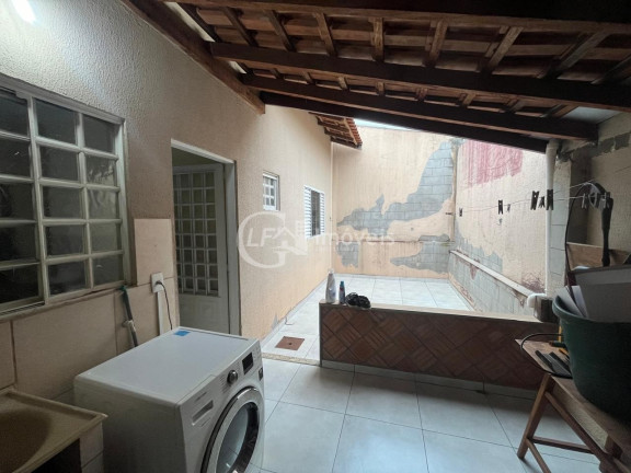 Imagem Casa com 2 Quartos à Venda, 70 m² em Vila Margarida - Campo Grande Imagem Casa com 2 Quartos à Venda, 70 m² em Vila Margarida - Campo Grande