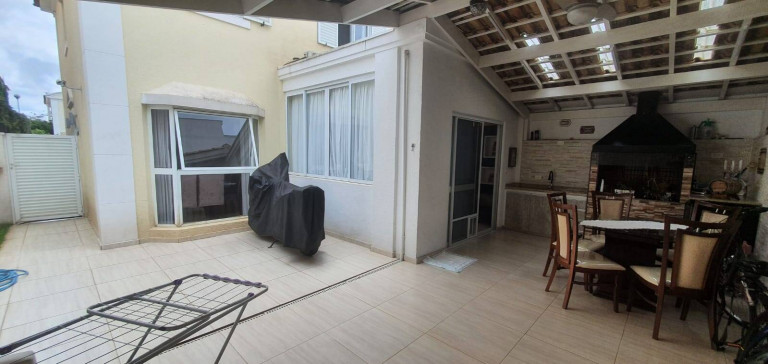 Imagem Casa de Condomínio com 3 Quartos à Venda, 170 m² em Tamboré - Santana De Parnaíba Imagem Casa de Condomínio com 3 Quartos à Venda, 170 m² em Tamboré - Santana De Parnaíba
