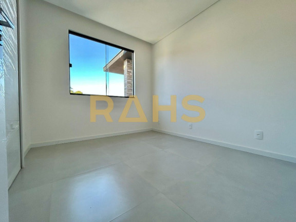 Imagem Casa com 3 Quartos à Venda, 129 m² em Floresta - Joinville Imagem Casa com 3 Quartos à Venda, 129 m² em Floresta - Joinville