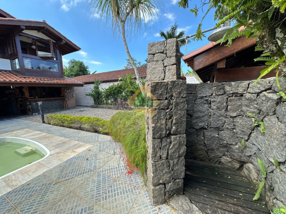 Imagem Casa com 4 Quartos à Venda, 146 m² em Barra Da Lagoa - Ubatuba