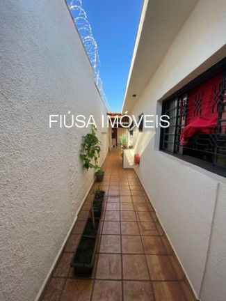 Imagem Casa com 3 Quartos à Venda, em Independência - Ribeirão Preto Imagem Casa com 3 Quartos à Venda, em Independência - Ribeirão Preto