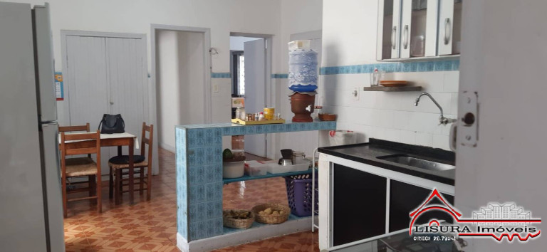 Imagem Casa com 3 Quartos à Venda, 230 m² em Centro - Jacareí Imagem Casa com 3 Quartos à Venda, 230 m² em Centro - Jacareí