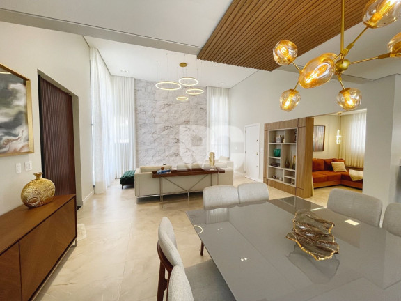 Imagem Casa com 3 Quartos à Venda, 370 m² em Aruã Brisas - Mogi Das Cruzes Imagem Casa com 3 Quartos à Venda, 370 m² em Aruã Brisas - Mogi Das Cruzes