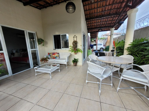 Imagem Casa com 3 Quartos à Venda, 204 m² em Edson Queiroz - Fortaleza Imagem Casa com 3 Quartos à Venda, 204 m² em Edson Queiroz - Fortaleza