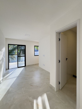 Imagem Casa com 3 Quartos para Alugar ou Temporada, 125 m² em Portal De Jacaraípe - Serra