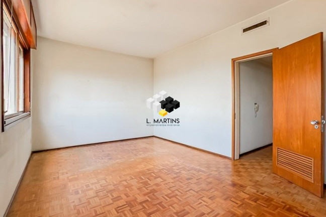 Imagem Apartamento com 3 Quartos à Venda, 217 m² em Independência - Porto Alegre Imagem Apartamento com 3 Quartos à Venda, 217 m² em Independência - Porto Alegre