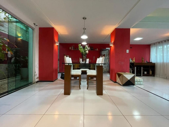 Imagem Casa com 6 Quartos à Venda, 750 m² em Coroa Do Meio - Aracaju Imagem Casa com 6 Quartos à Venda, 750 m² em Coroa Do Meio - Aracaju