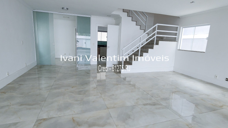Imagem Casa com 4 Quartos à Venda, 240 m² em Recreio Dos Bandeirantes - Rio De Janeiro