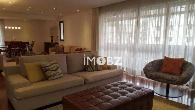 Imóvel com 5 Quartos à Venda, 275 m² em Campo Belo - São Paulo