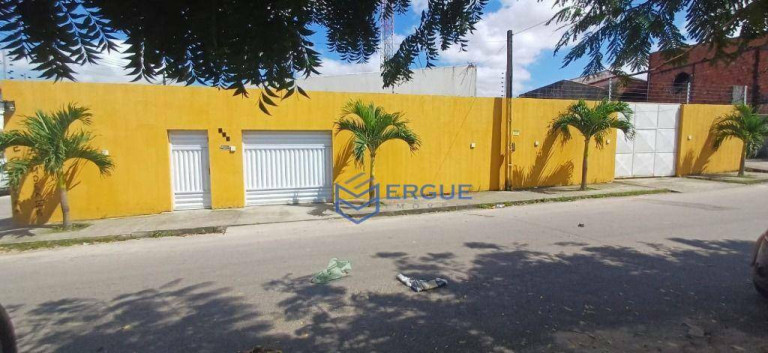 Imagem Casa com 3 Quartos à Venda, 190 m² em Mondubim - Fortaleza Imagem Casa com 3 Quartos à Venda, 190 m² em Mondubim - Fortaleza