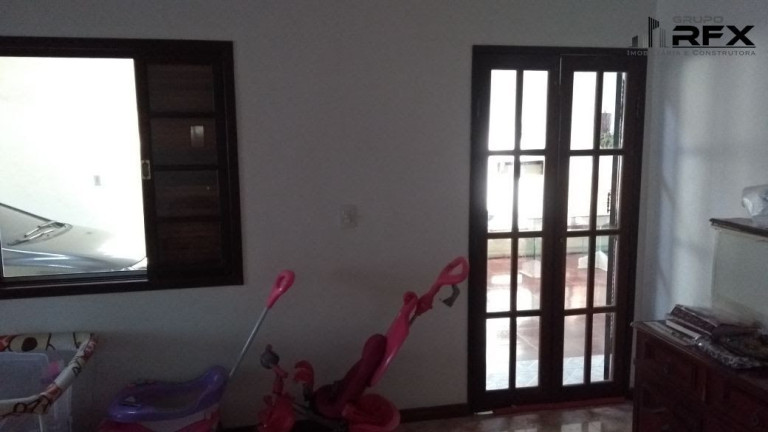 Imagem Casa com 4 Quartos à Venda, 200 m² em Itaipu - Niterói Imagem Casa com 4 Quartos à Venda, 200 m² em Itaipu - Niterói