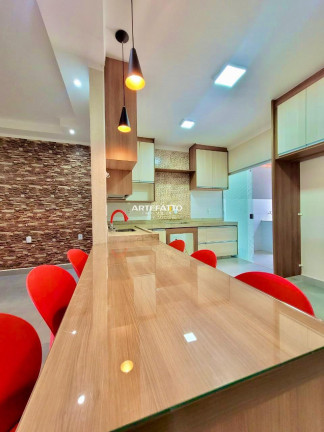 Imagem Casa com 2 Quartos à Venda, 120 m² Imagem Casa com 2 Quartos à Venda, 120 m²