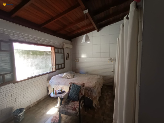 Imagem Casa com 3 Quartos à Venda, 392 m² em São João Do Rio Vermelho - Florianópolis Imagem Casa com 3 Quartos à Venda, 392 m² em São João Do Rio Vermelho - Florianópolis