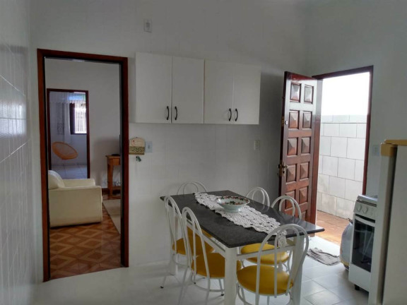 Imagem Casa com 2 Quartos à Venda, 72 m² em Balenário Maracanã - Praia Grande