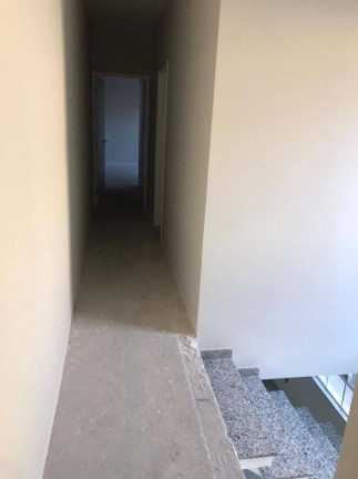 Imagem Sobrado com 3 Quartos à Venda, 157 m² em Vila Milton - Guarulhos Imagem Sobrado com 3 Quartos à Venda, 157 m² em Vila Milton - Guarulhos