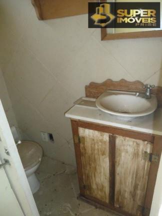 Imagem Casa com 3 Quartos à Venda, 260 m² em Centro - Pelotas