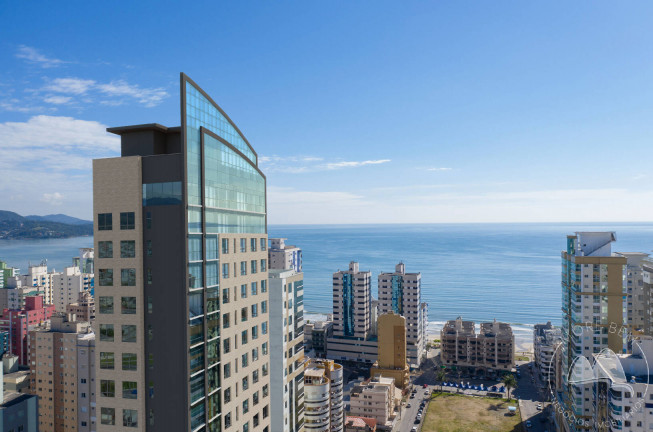 Imagem Flat com 2 Quartos à Venda, 40 m² em Meia Praia - Itapema Imagem Flat com 2 Quartos à Venda, 40 m² em Meia Praia - Itapema
