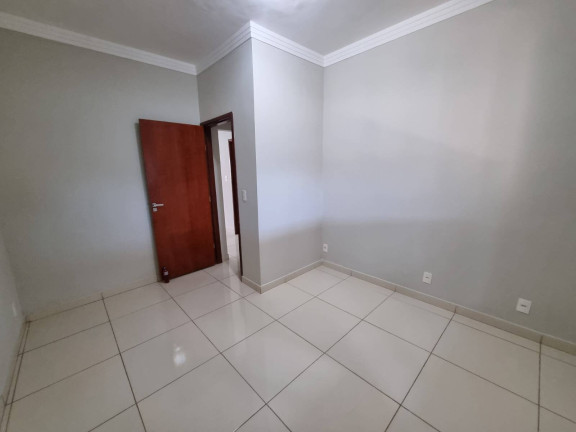 Imagem Casa com 3 Quartos à Venda, 260 m² em Nova Vila Jaiara - Anápolis Imagem Casa com 3 Quartos à Venda, 260 m² em Nova Vila Jaiara - Anápolis