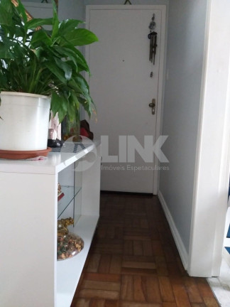 Imagem Apartamento com 2 Quartos à Venda, 60 m² em São João - Porto Alegre Imagem Apartamento com 2 Quartos à Venda, 60 m² em São João - Porto Alegre