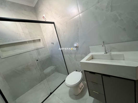 Imagem Casa com 3 Quartos à Venda, 200 m² Imagem Casa com 3 Quartos à Venda, 200 m²