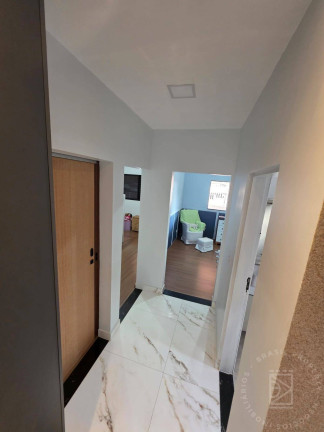 Imagem Casa com 3 Quartos à Venda, 180 m² em Jardim Limoeiro - São José Dos Campos Imagem Casa com 3 Quartos à Venda, 180 m² em Jardim Limoeiro - São José Dos Campos