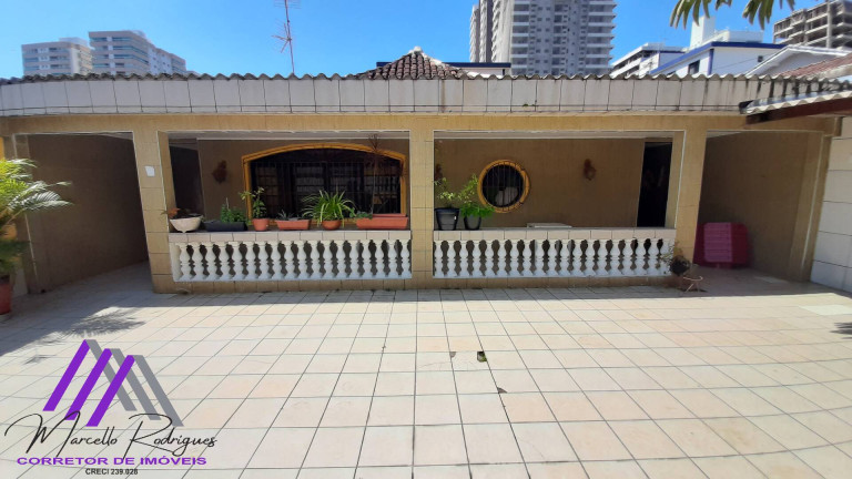 Imagem Casa com 4 Quartos à Venda, 229 m² em Canto Do Forte - Praia Grande