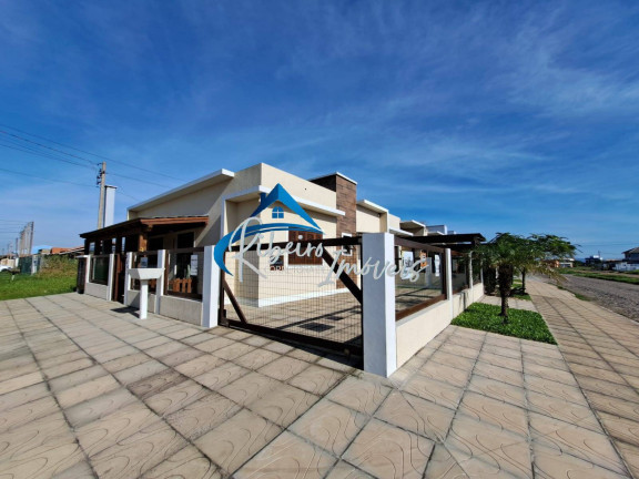 Imagem Casa com 3 Quartos à Venda, 70 m² em Centro - Imbé Imagem Casa com 3 Quartos à Venda, 70 m² em Centro - Imbé